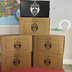 CARDKINGPRO STORM | BBB | 2500 Sports Pokemon TCG Game Card Storage Case Black (new ) 