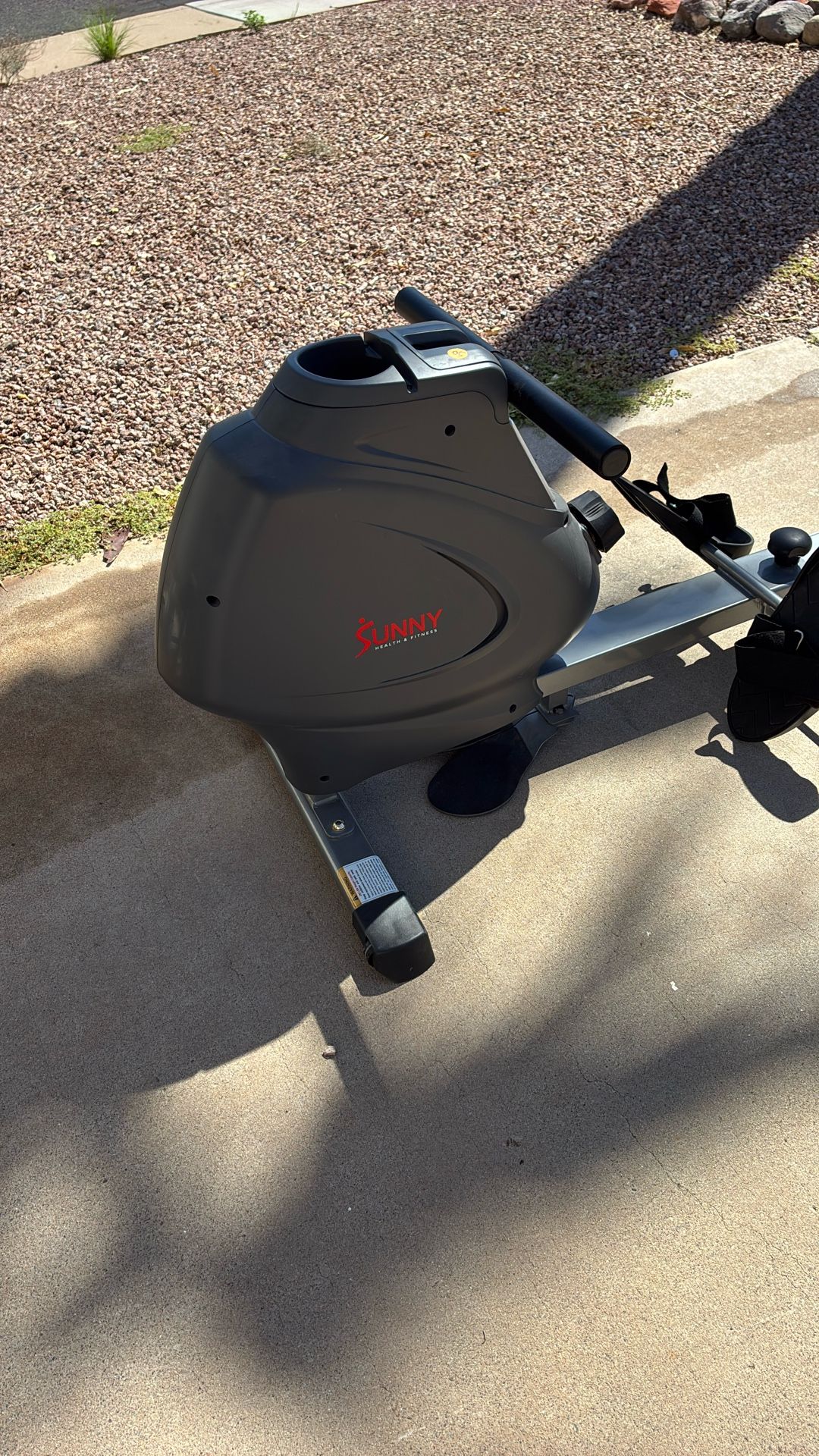 Sunny Health & fitness Rowing Machine