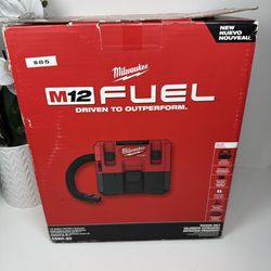 Milwaukee Vacuum Fuel M12
