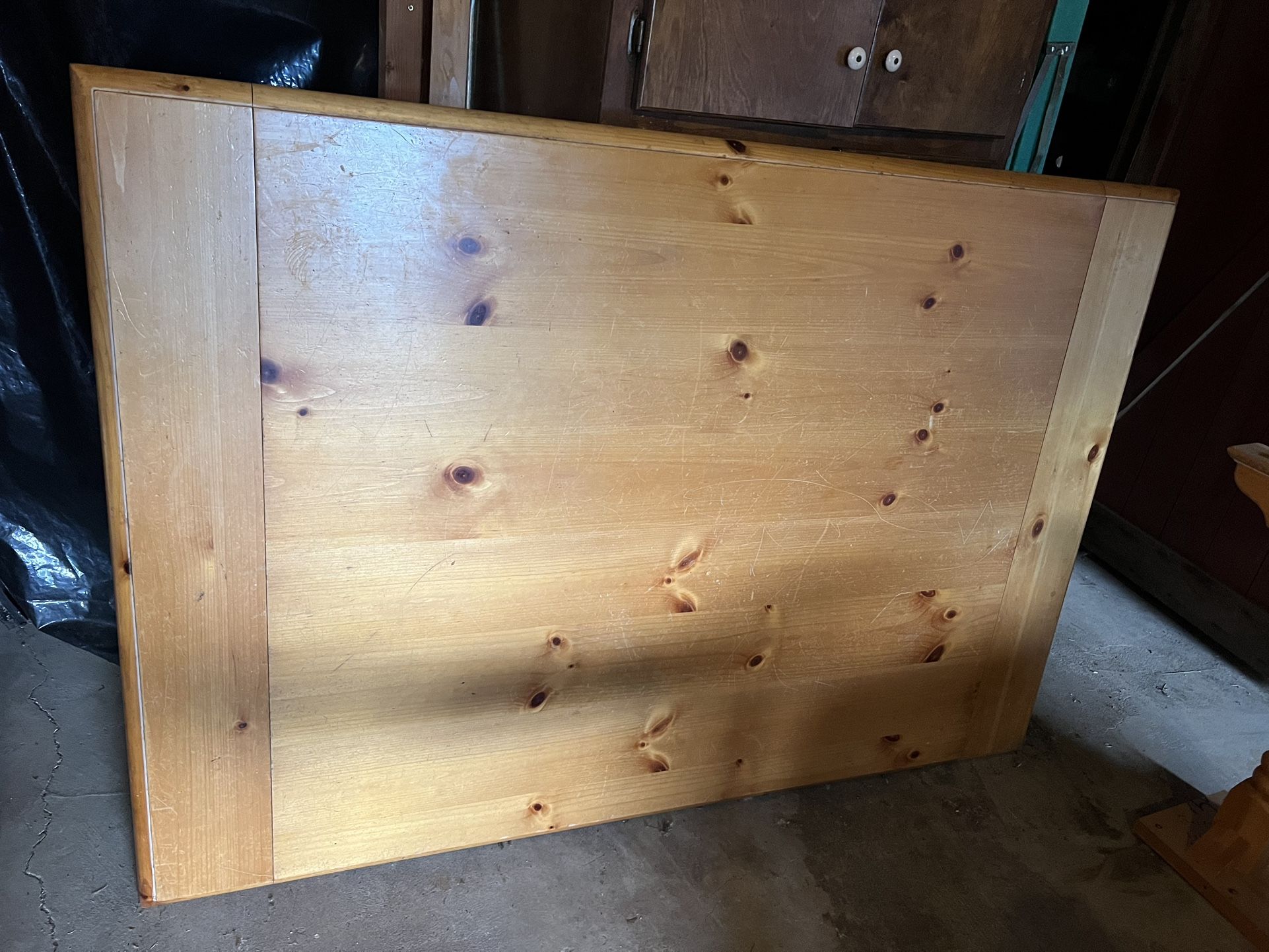 Broyhill Vintage Knotty Pine Table 