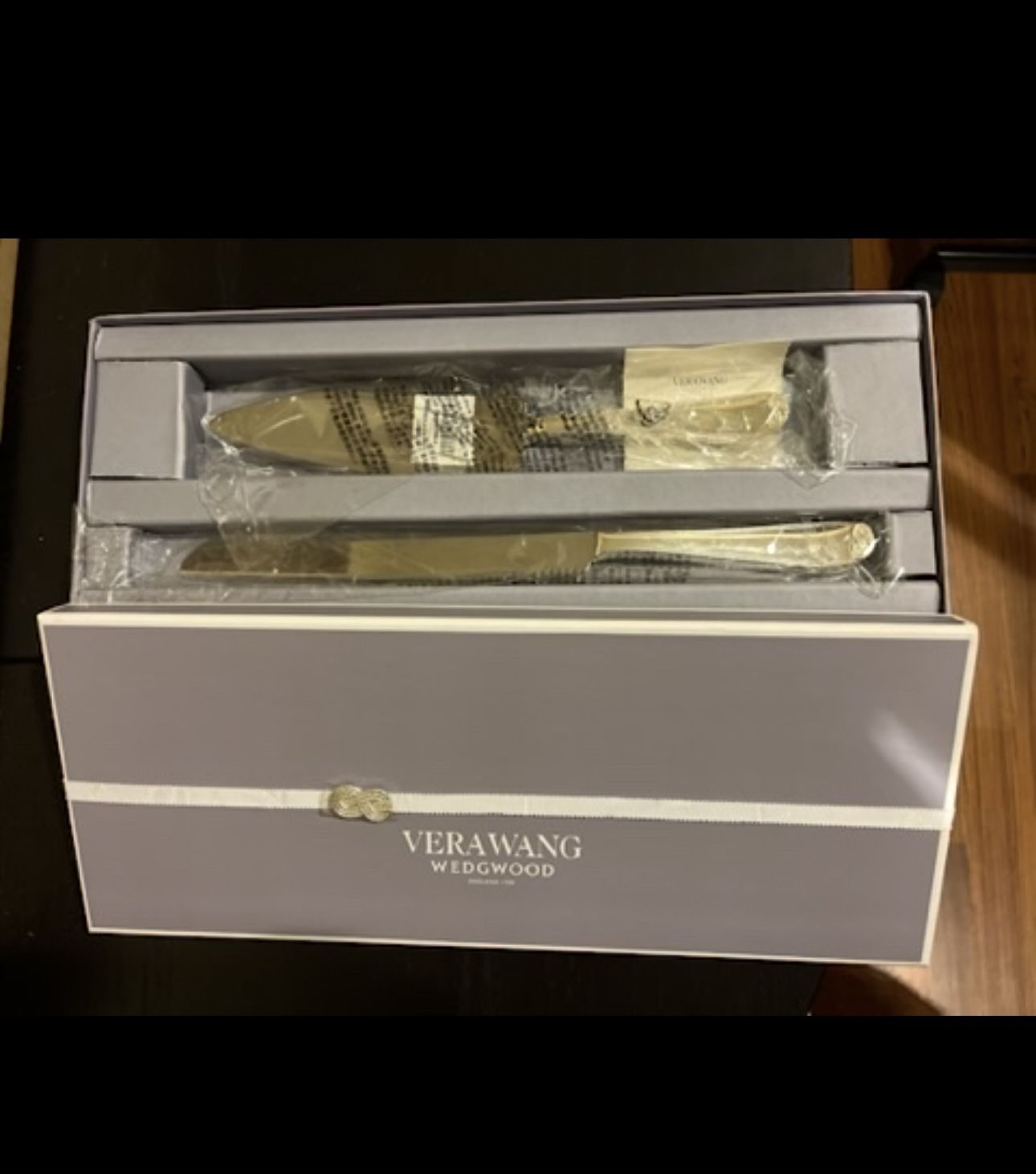 Cake Knife And Server Set (Vera Wang)
