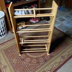 Wood Shoe Rack With Dividers 