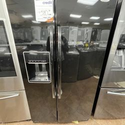 Whirlpool Side By Side Refrigerator 9O
