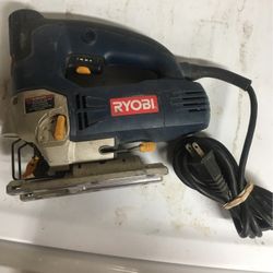 Ryobi Saw