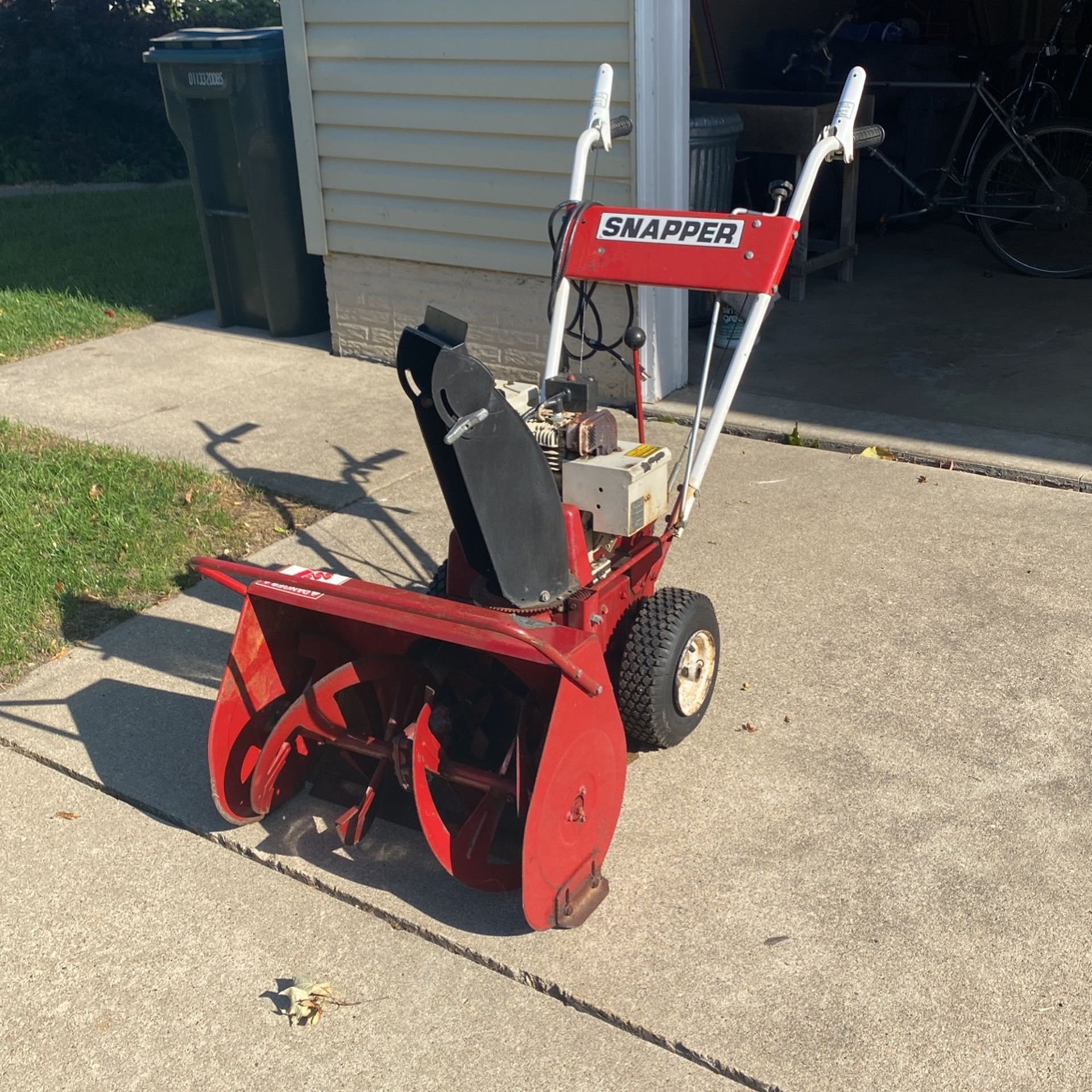 Snapper Snow Blower 