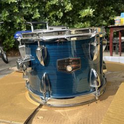 Tama Imperialstar IE52C 5-piece Complete Drum Set with Snare Drum and Meinl Cymbals - Hairline Blu