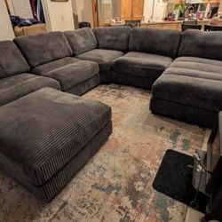 New 127x127x66 Sectional Couch With Ottoman / Free Delivery 