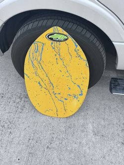 Fiberglass skim board