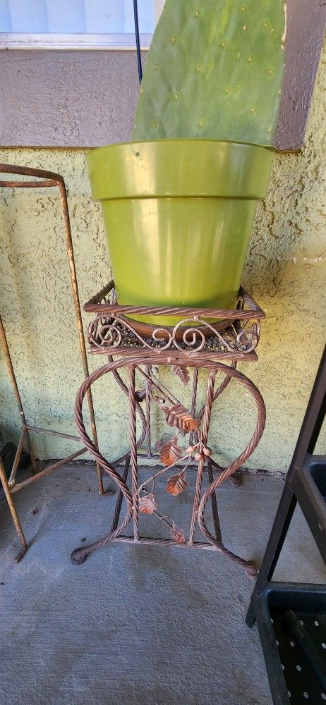 Rustic Metal Plant Stand