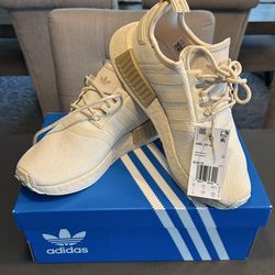 Adidas NMD_R1 W Size 7 - BRAND NEW!!