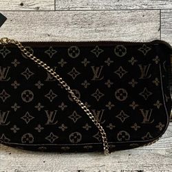 Mini Louis Vuitton AUTHENTIC. 