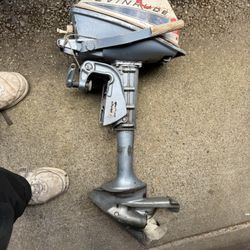 3 Hp EVINRUDE - Parts Or  Working?