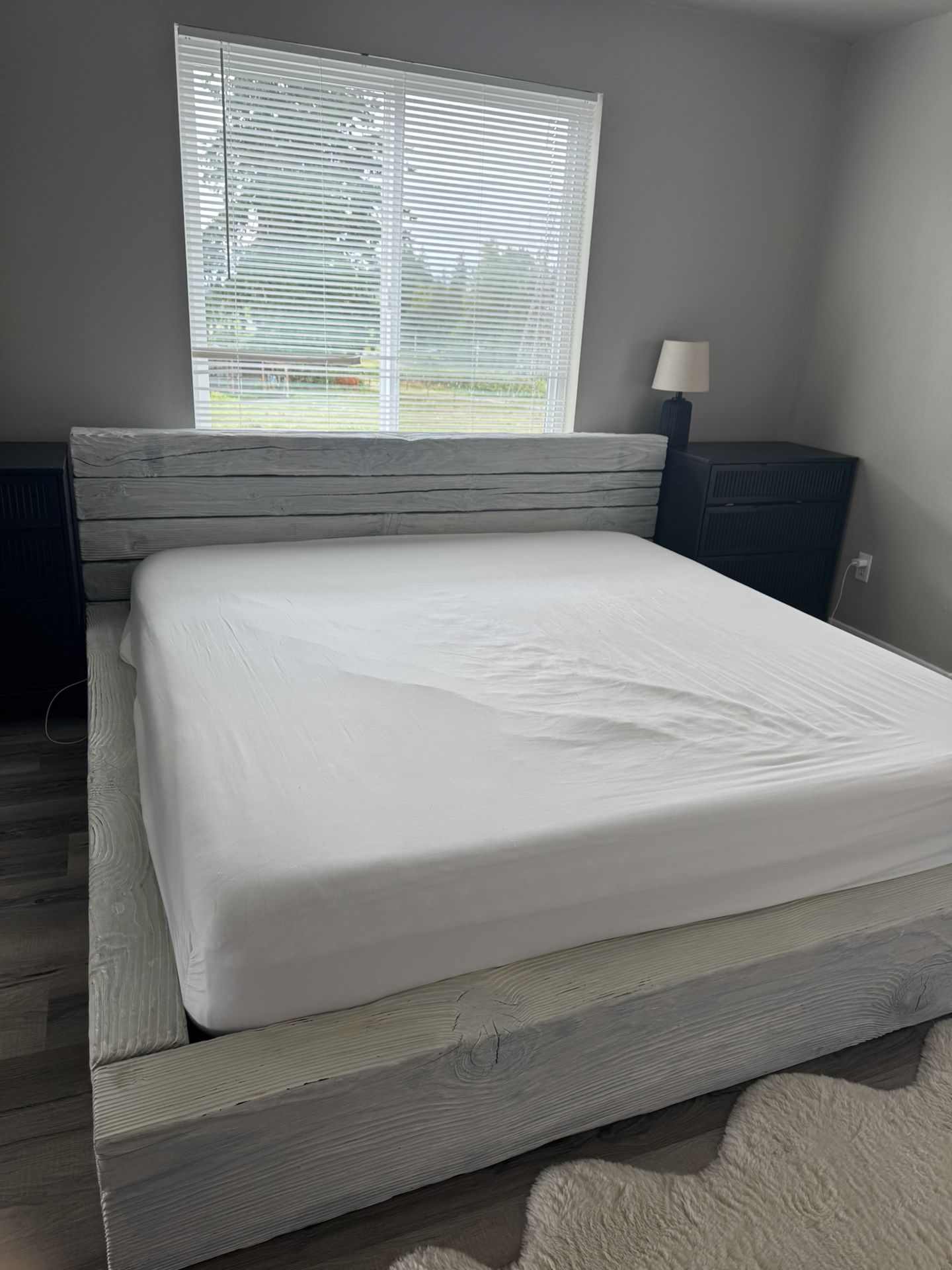 King Bed Frame And Two Night Stands