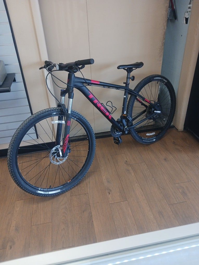 Trek Marlin7 Bicycle