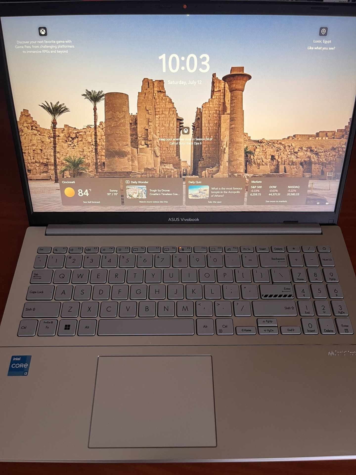 Asus Vivobook Go