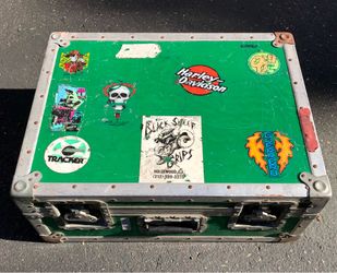 Vintage 1980’s Skateboard Surf Trunk Band DJ Case Storage box All original stickers