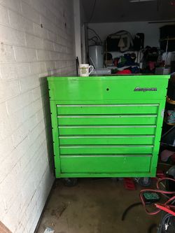 Snapon tool box