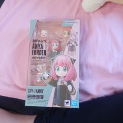 *OPEN BOX* Spy x Family: Anya Forger Uniform Ver S.H.Figuarts Action Figure