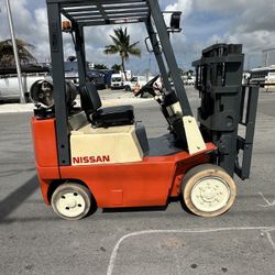 Forklift Nissan 