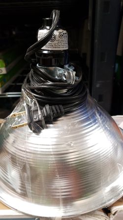 Light fixture