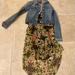 Bundle Of Two Girls Cloths Size 8yrs