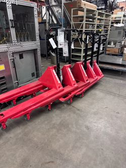 Raymond Pallet Jack