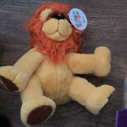 Giggle Scape Lion Stuffed Animal