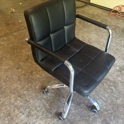 Vanity Swivel Chair