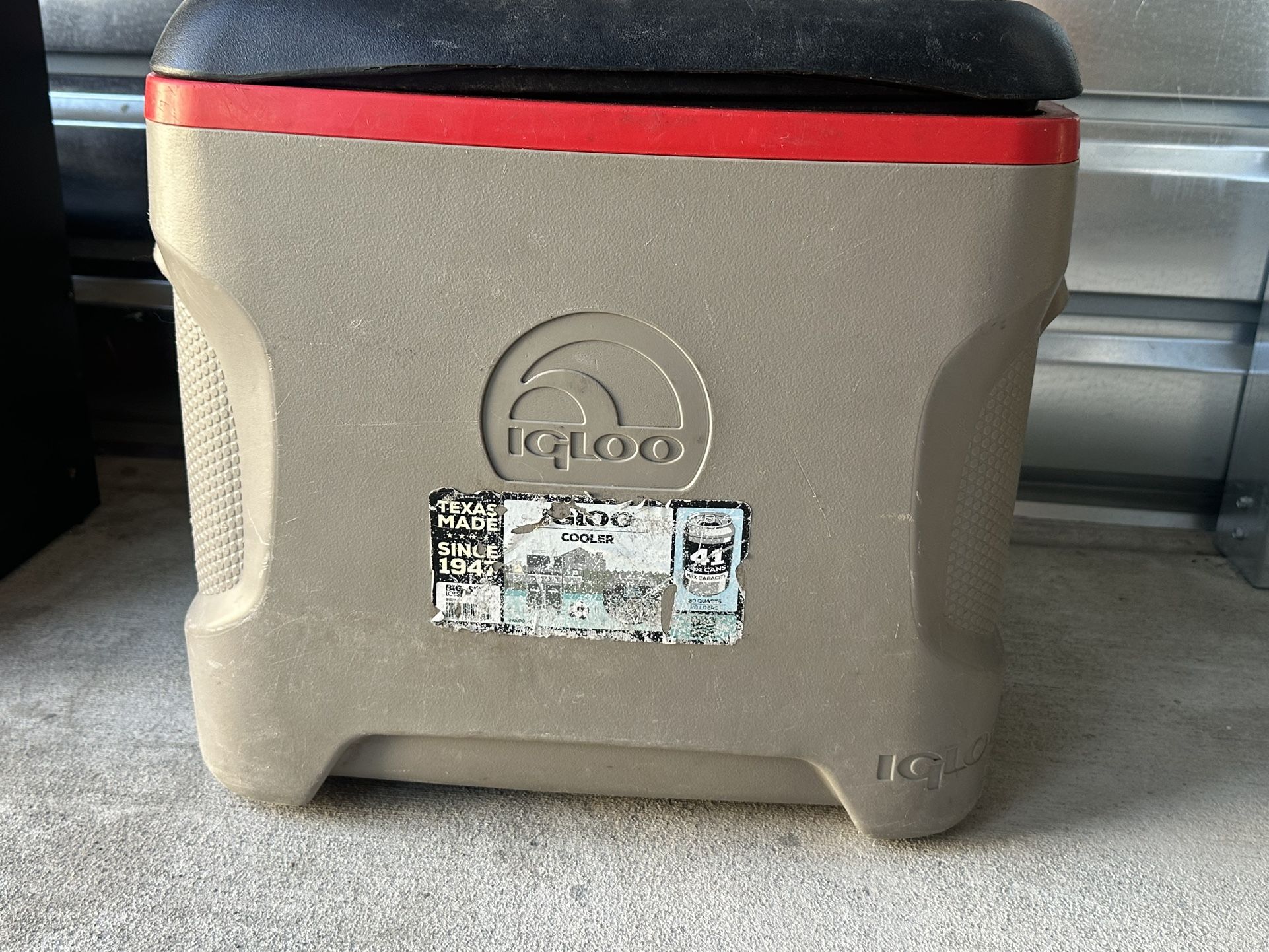 IGLOO COOLER
