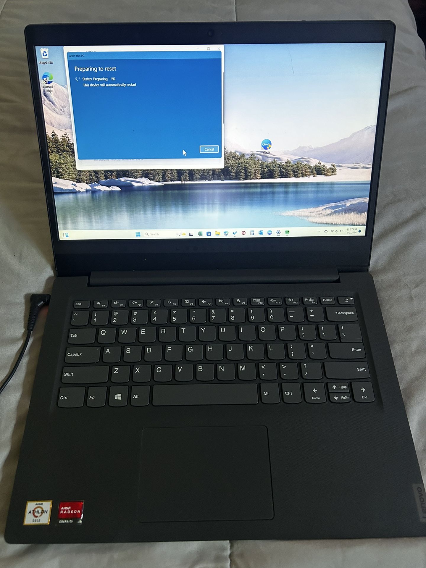 Lenovo V14