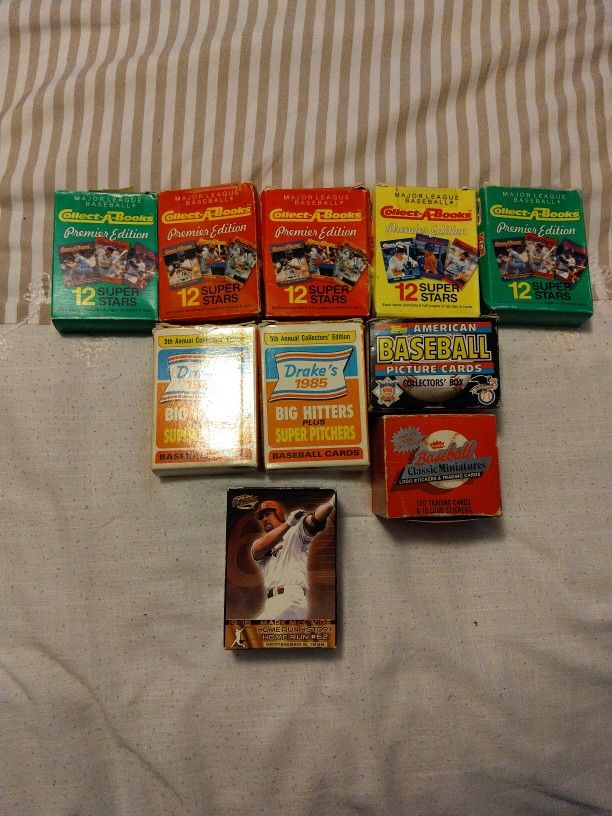 Vintage Sports Card Lot