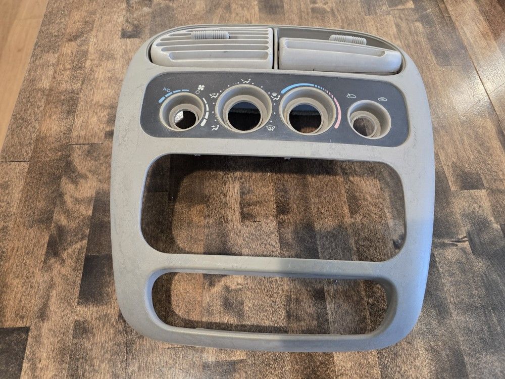2000-05 Dodge Neon Dash Bezel