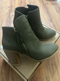 Women’s Boots
