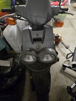 2005 YAMAHA moped  2 Stroke