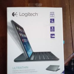 Logitech magnetic ultrathin, iPad Air keyboard, cover brand new