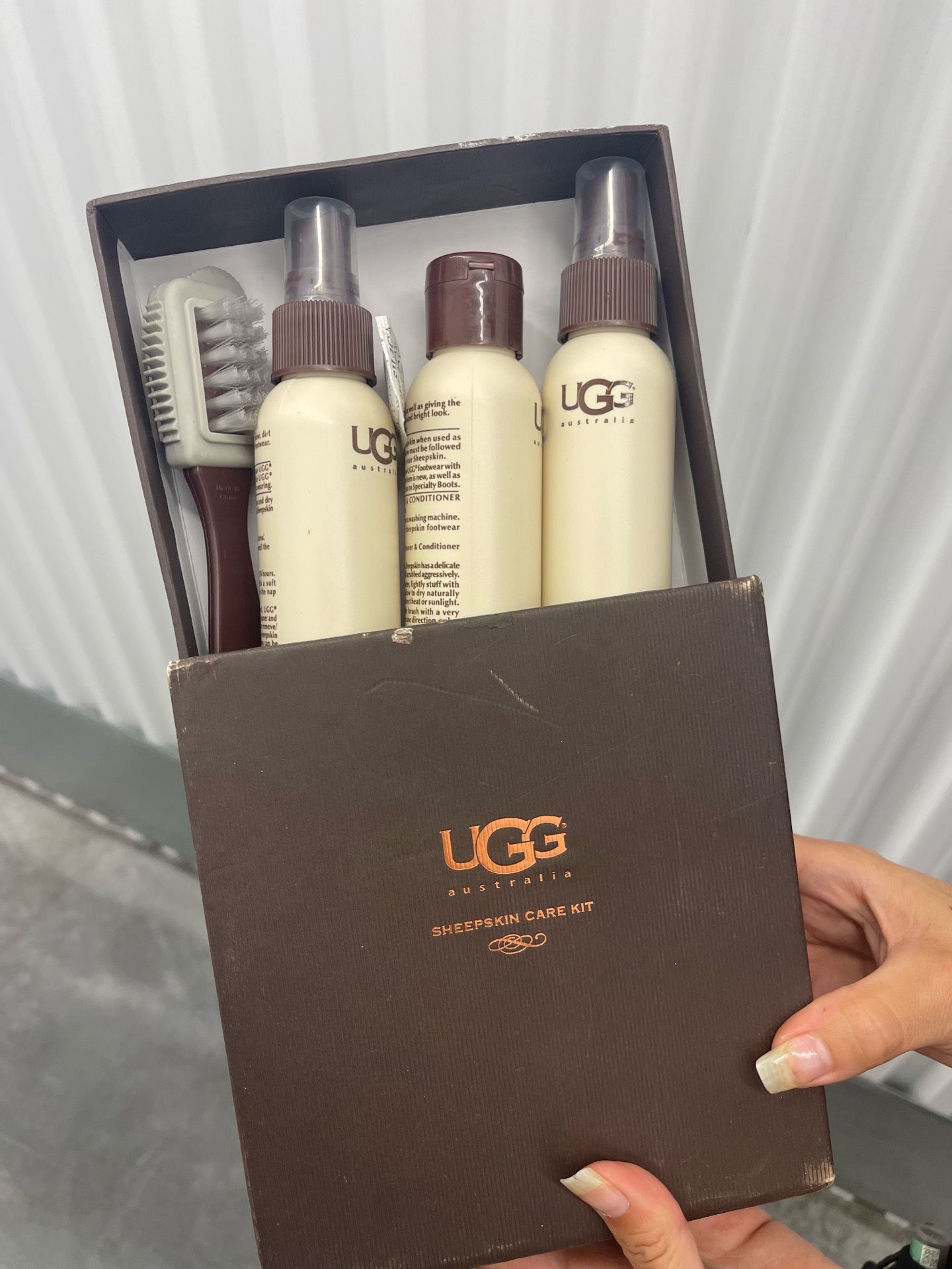 Ugg shoe cleaning kit