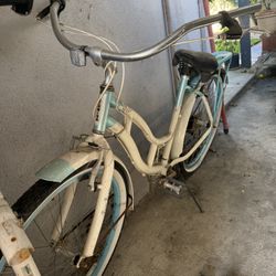 Women’s Beach Cruiser