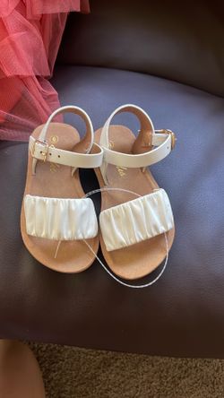 Baby girl size 6