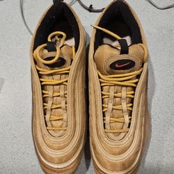 Size 10- 402. Nike Air Max Gold Metallic 