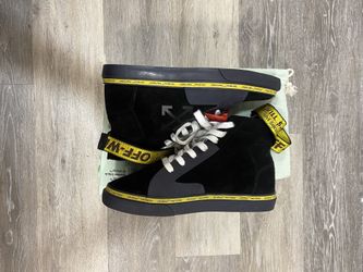 Off-white Vulcanized Mid Sneakers