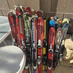 Kids Snow Skis and Ski Boots All Sizes 