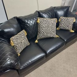 Ashley 3 Seaters Black Leather Couch With Stiches 