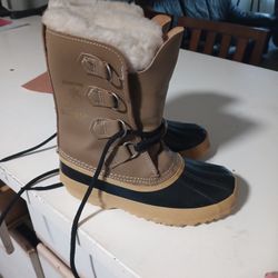 Kids Size 4 Sorell Caribou Snow Boots