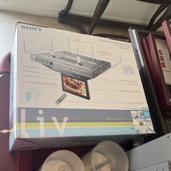 LCD Tv Cd Kitchen Clock Radio