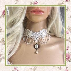 LACE CHOKER VICTORIAN PEARL BRIDE WEDDING WHITE COSTUME HALLOWEEN MARIE ANTOINETTE DESIGNER ELEGANT CLASSY CUTE PRETTY WOMAN LADY GHOST SPIRIT CHAIN