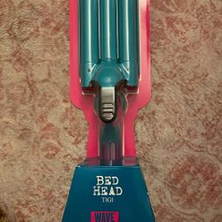 Three barrel hair waver