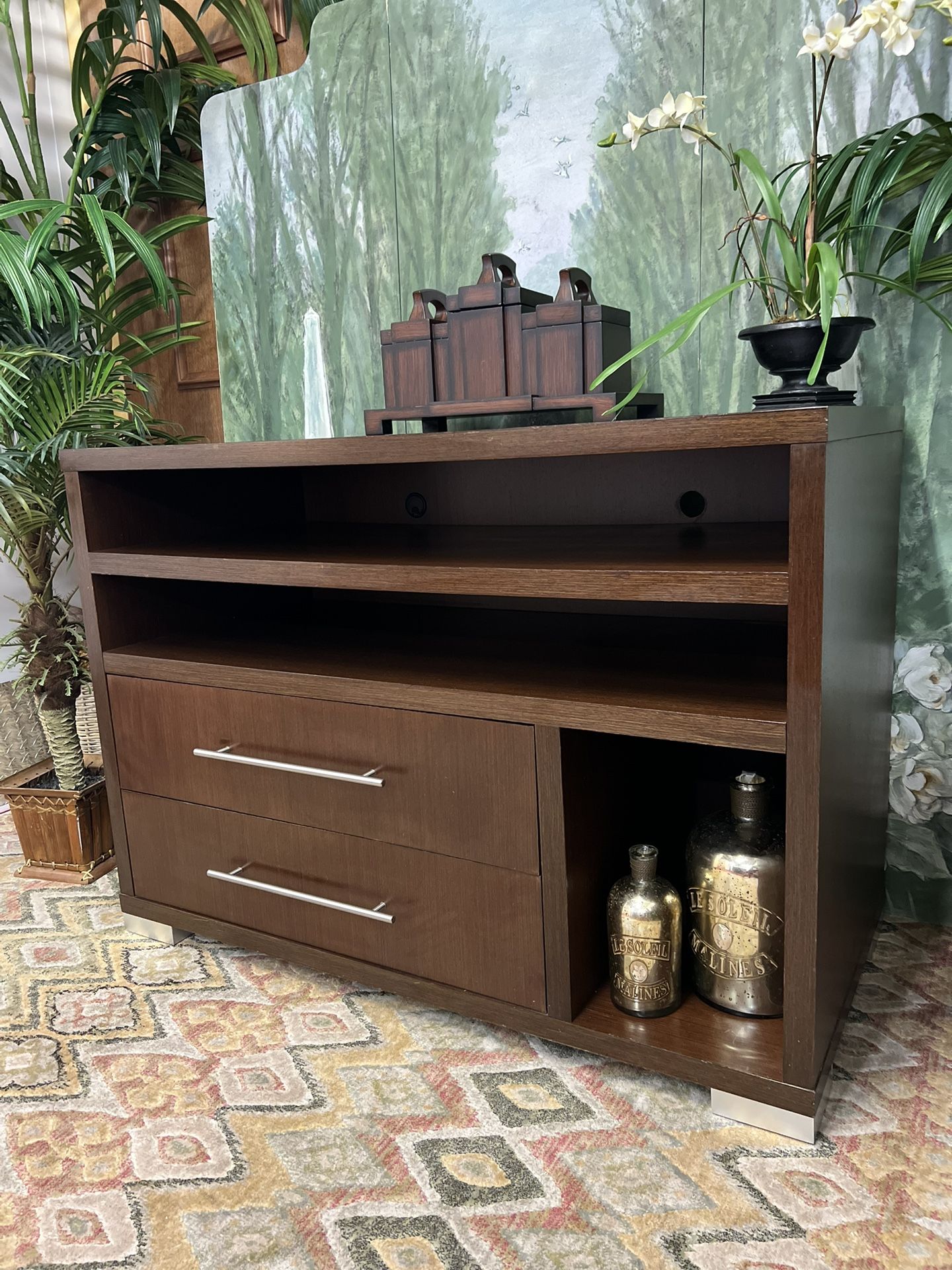 TV Stand Media Entertainment Table (Delivery Service Available)