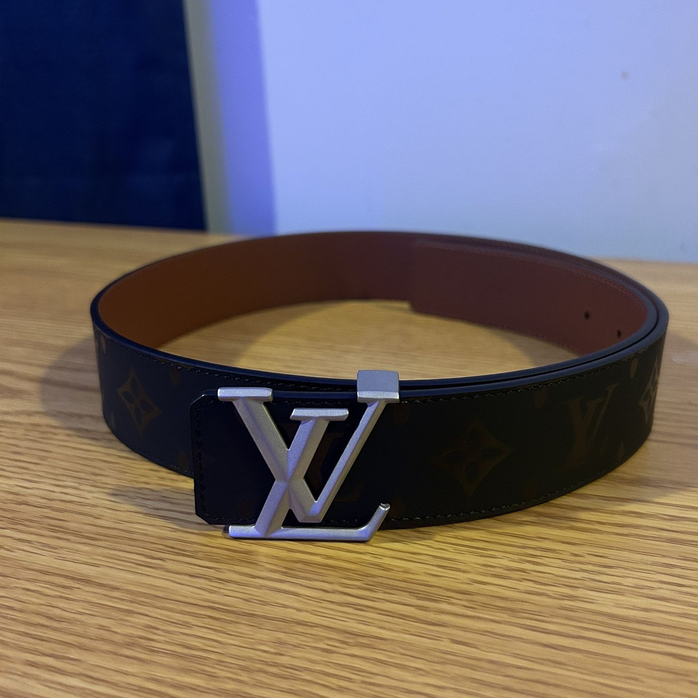 Louis Vuitton LV Initiales Reversible Belt - Black for Sale in Canton, MA -  OfferUp