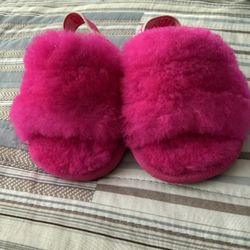 UGG Fluff Yeah Slides, Toddler Size 2/3