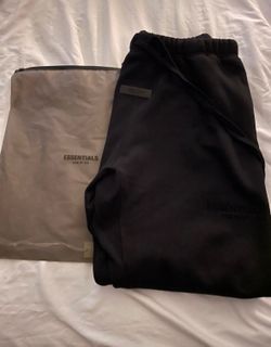 Black essential sweats